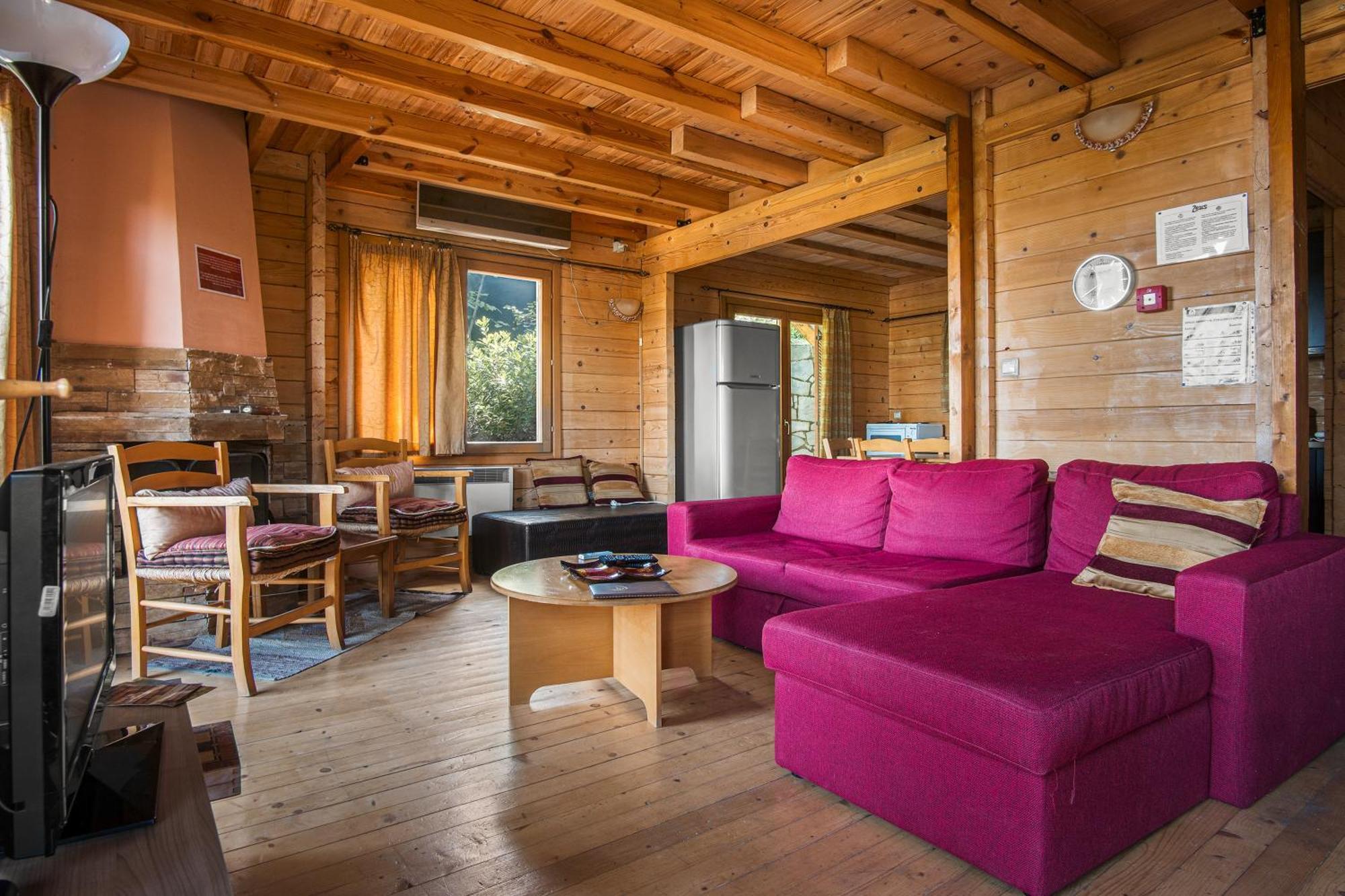 Zeus-Village Οικισμός Φινλανδικών Chalet Με Πισίνες & Γυμναστήριο Molos  Exteriér fotografie