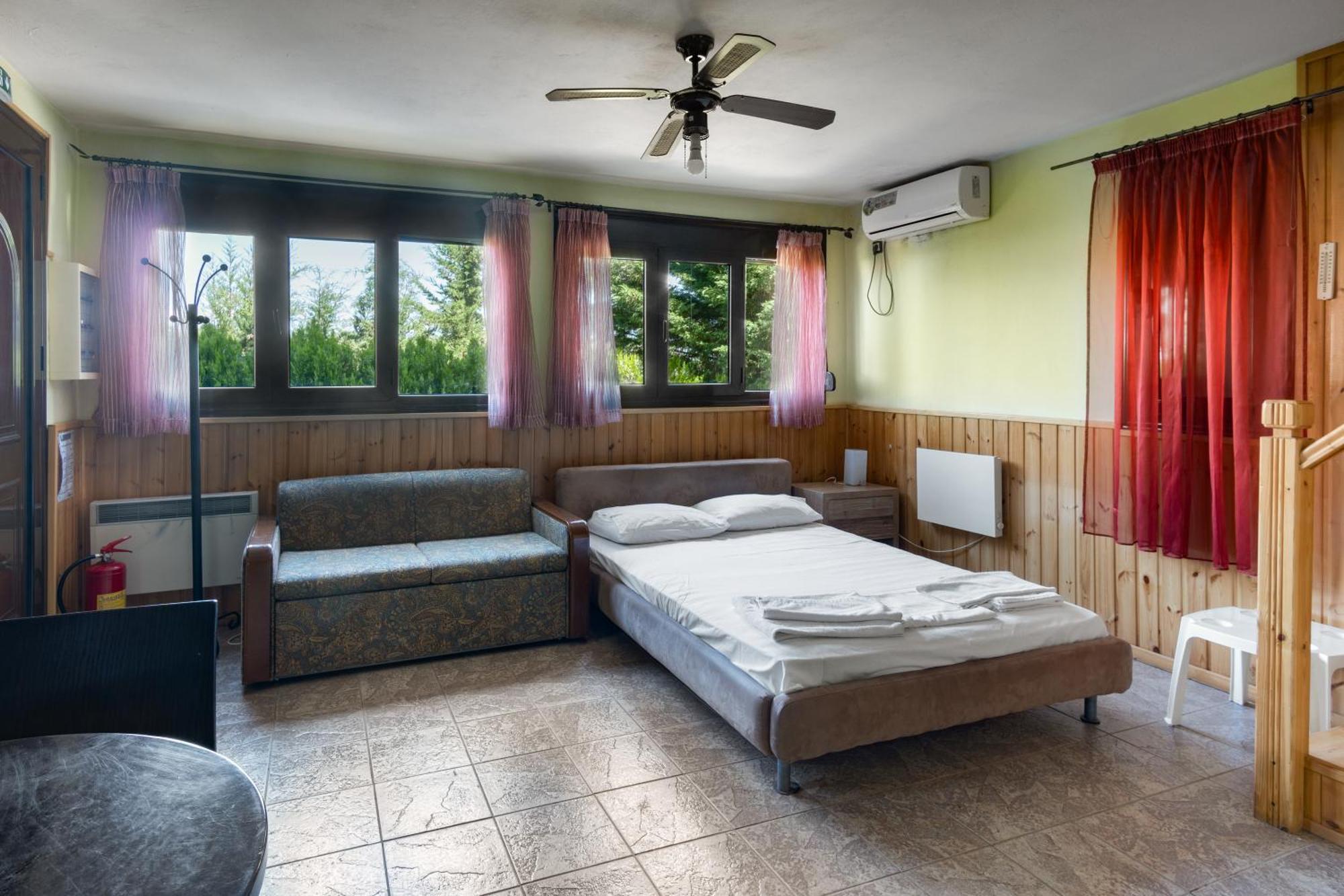 Zeus-Village Οικισμός Φινλανδικών Chalet Με Πισίνες & Γυμναστήριο Molos  Exteriér fotografie