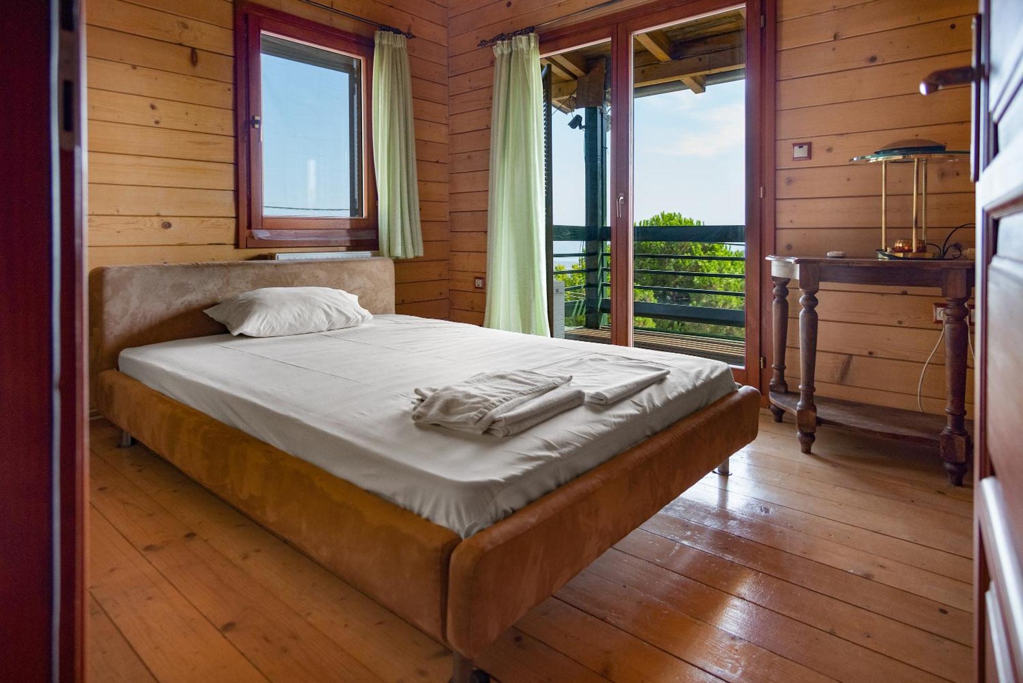 Zeus-Village Οικισμός Φινλανδικών Chalet Με Πισίνες & Γυμναστήριο Molos  Exteriér fotografie