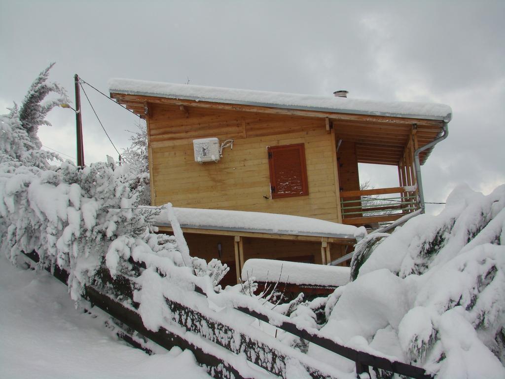 Zeus-Village Οικισμός Φινλανδικών Chalet Με Πισίνες & Γυμναστήριο Molos  Exteriér fotografie