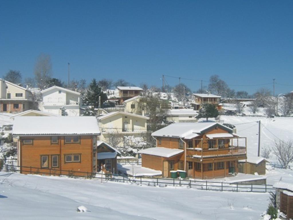 Zeus-Village Οικισμός Φινλανδικών Chalet Με Πισίνες & Γυμναστήριο Molos  Exteriér fotografie